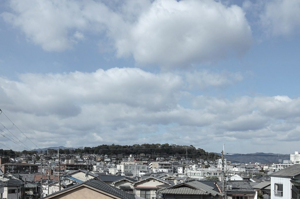 哲学の道の京町家から見た京都の眺望