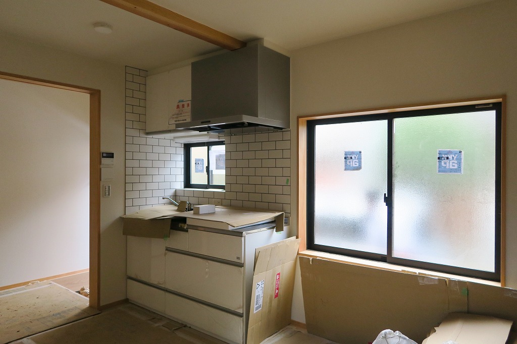 京都の鴨川をのぞむリノベーション物件のキッチン