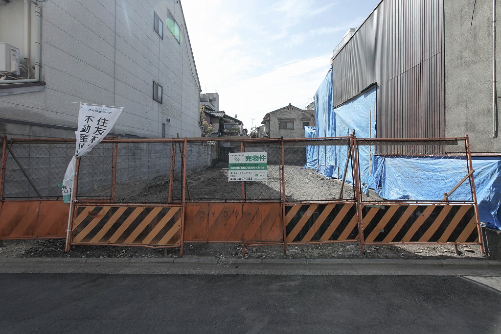 京阪の神宮丸太町駅近くの建築条件無し売土地物件