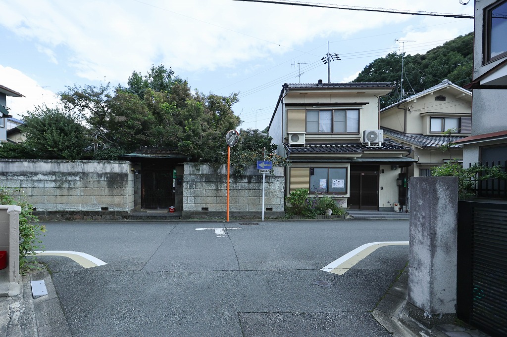 JR花園駅北の右京区の中古物件の周辺環境